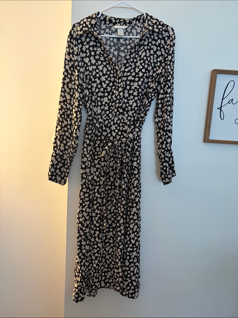 H&M Black Maxi Dress with Cream Daisy Print and Tie Waist